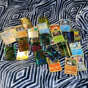 Various Pokémon cards